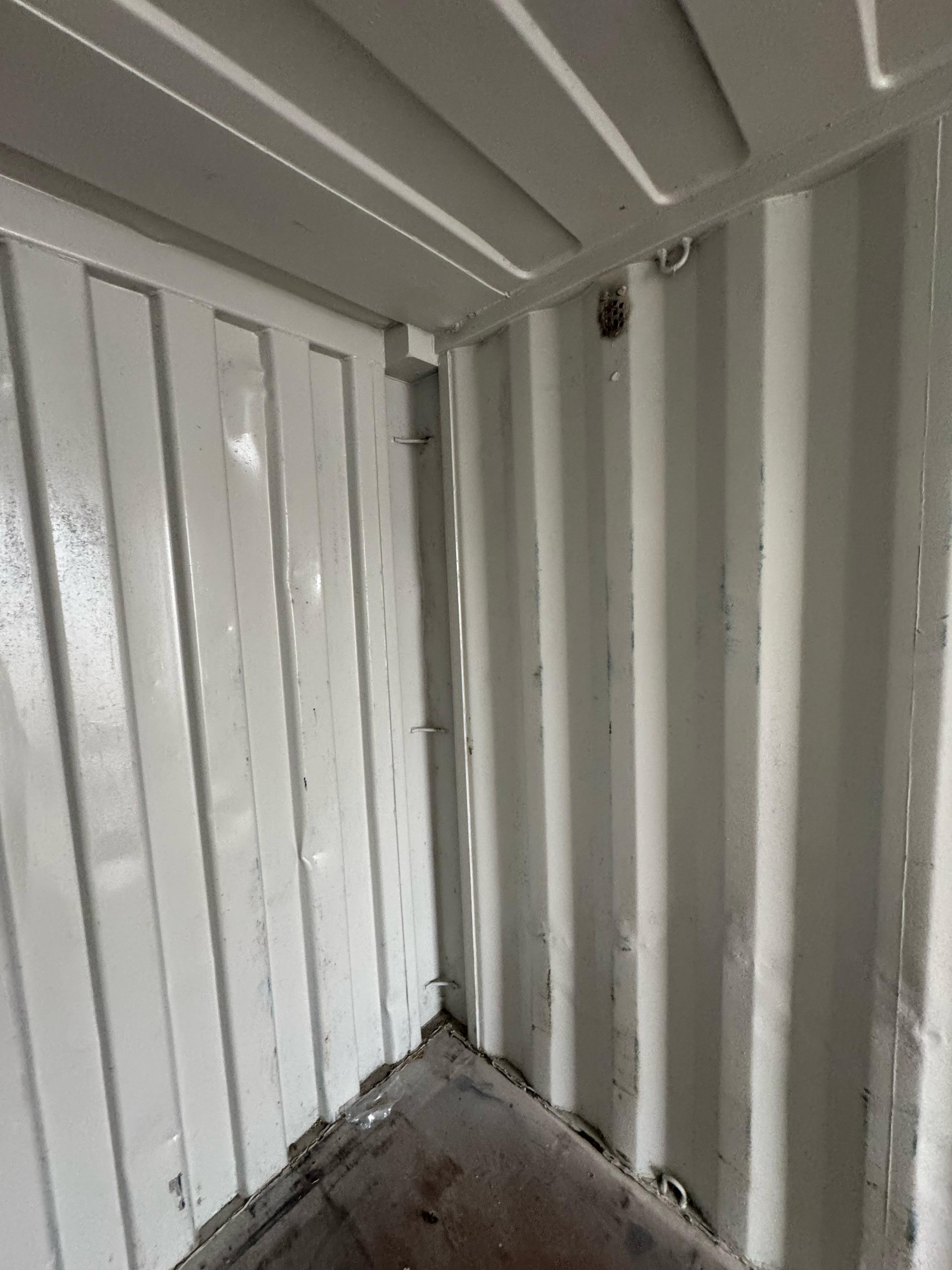 Морской контейнер TGHU0762106